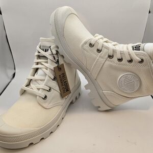 Palladium Pallabrouse Womens Boots Star White 90069-116-M US W 5.5 NWOB.